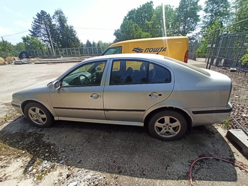 ŠKODA OCTAVIA TOUR 1.6