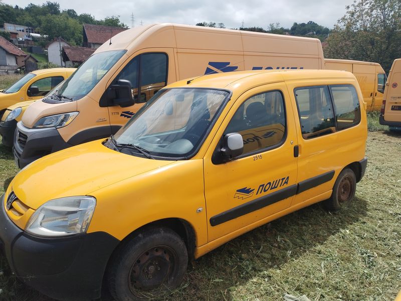 PEUGEOT PARTNER XR 1.6 HDI - Слика 2