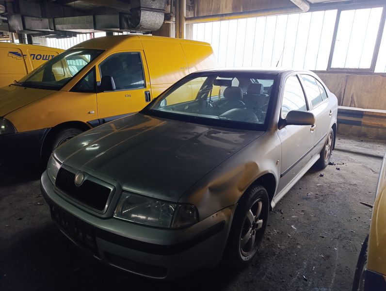 ŠKODA OCTAVIA TOUR 1.6