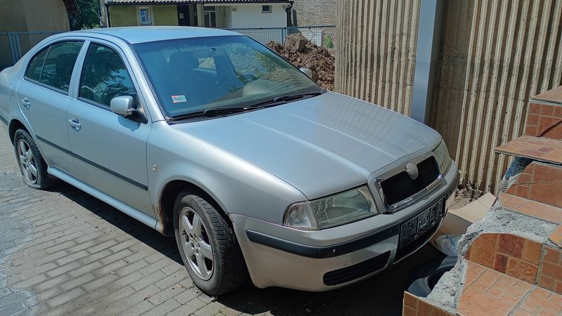 ŠKODA OCTAVIA TOUR 1.6