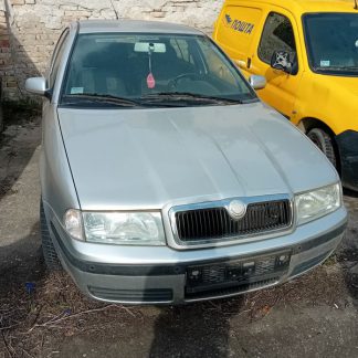 ŠKODA OCTAVIA TOUR 1.6