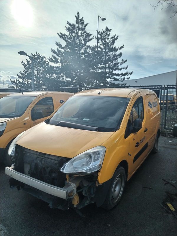 CITROEN BERLINGO FGL1N1 1.6 BLUE HDI