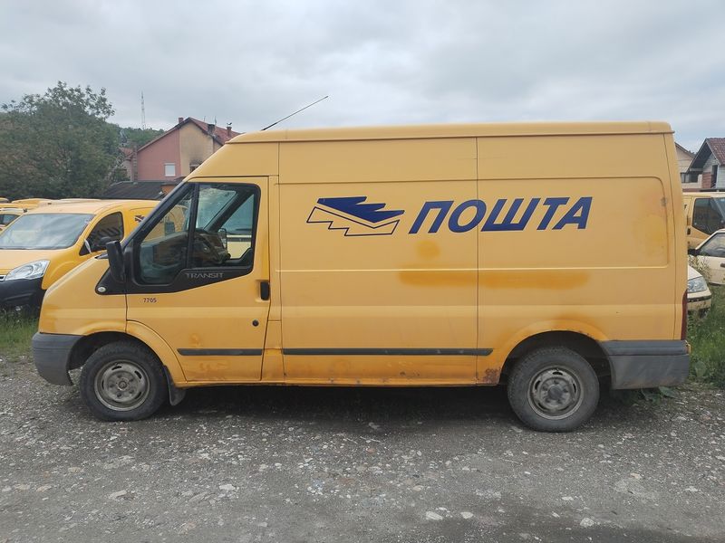 FORD TRANSIT VAN 300 MWB